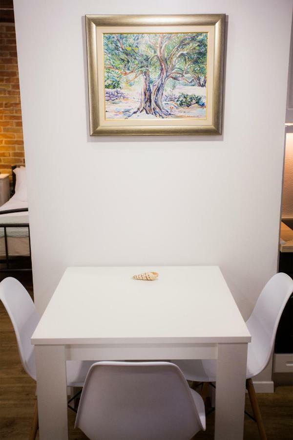 Studio Apartman Ana สปลิท ภายนอก รูปภาพ